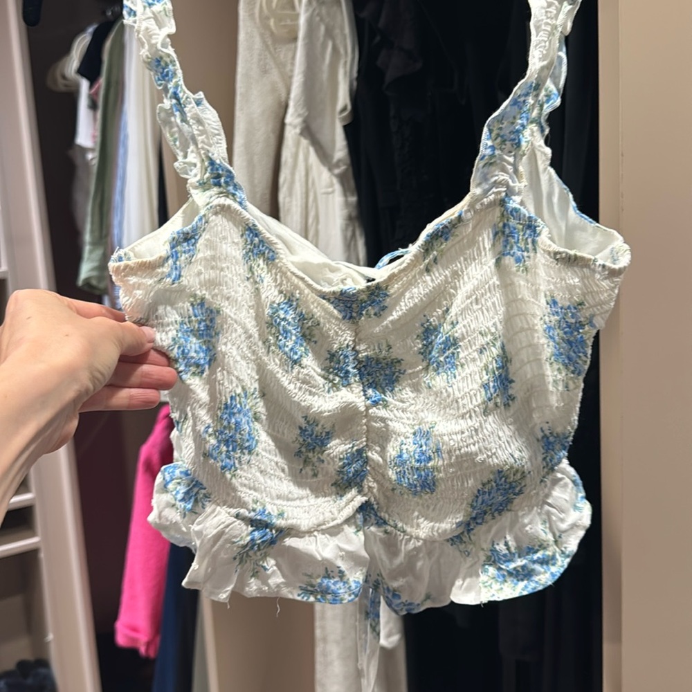 Floral crop top great condition